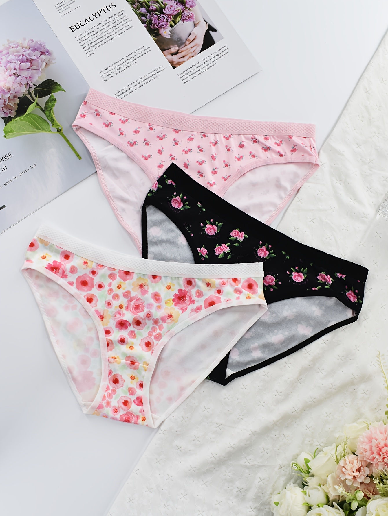 Three pieces of mixed-color flower printed college-style rose boys and girls bre