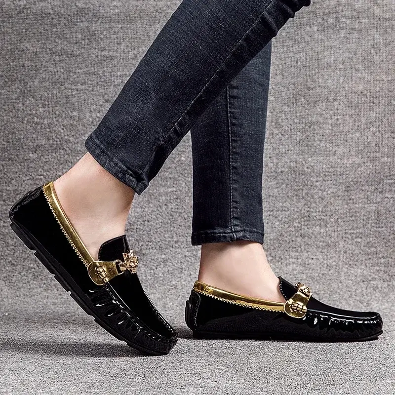 الصورة المصغرة: Over Size 38-48 Men Fashion Gold Moccasin Loafers Luxury Brand Casual Shoes for 