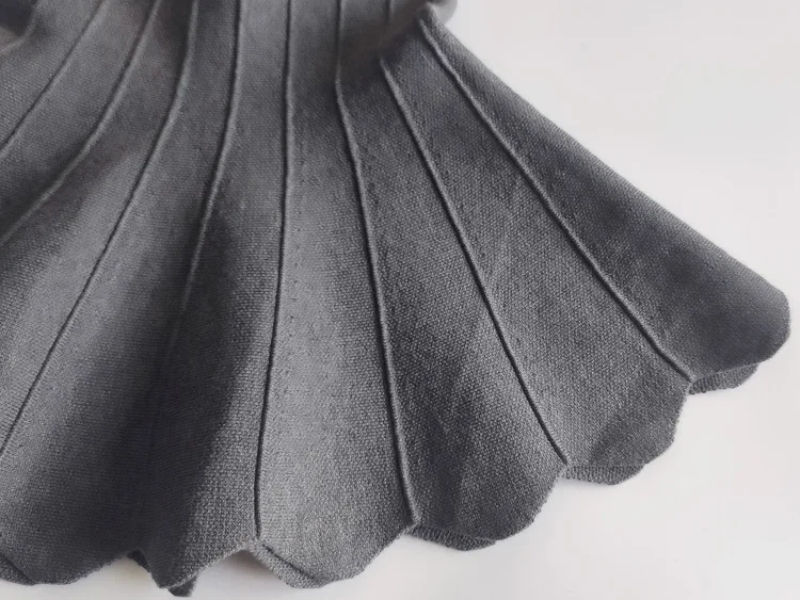 الصورة المصغرة: Children's Knitted Skirts Girls Thick Ruffled Wavy Tutu Umbrella Skirt for Autum