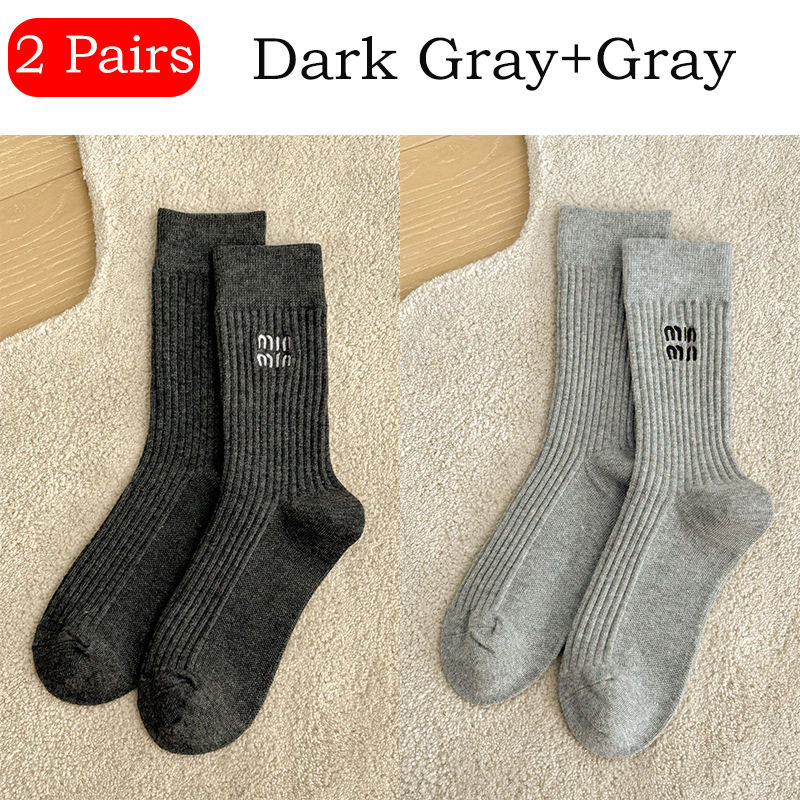 الصورة المصغرة: 5 Pairs Winter Socks Women Brand Designer Fashion Stockings Socks Luxury Embroid