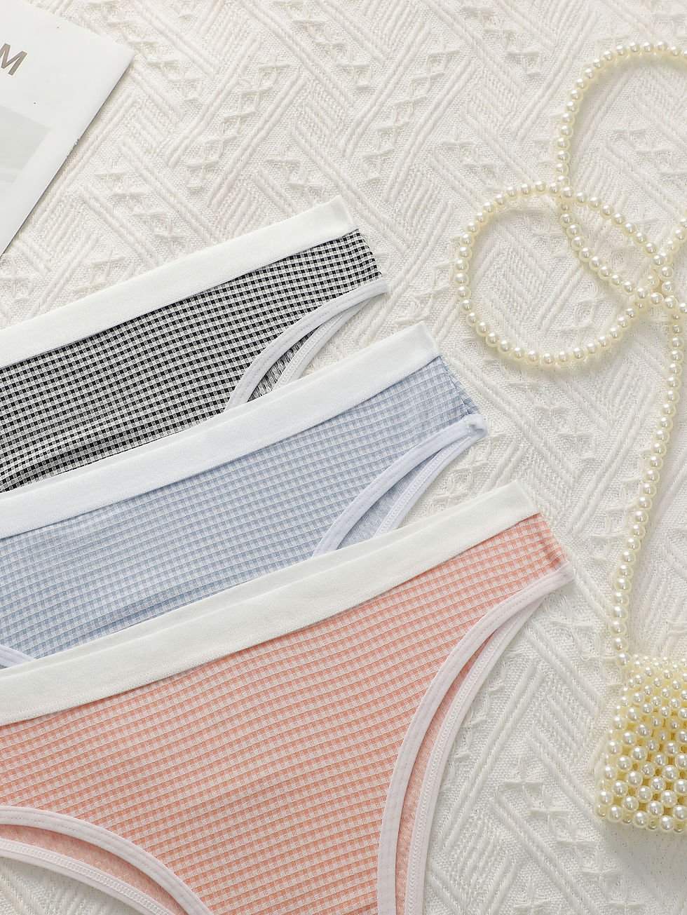 الصورة المصغرة: Women's Sexy High Elastic Underwear With A Seamless Cotton Triangle At The Waist