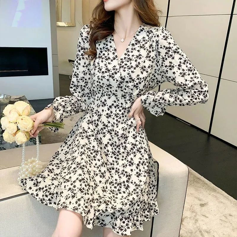 Floral Woman Long Sleeve Dress Chic And Elegant Pretty High Quality Flower Luxur