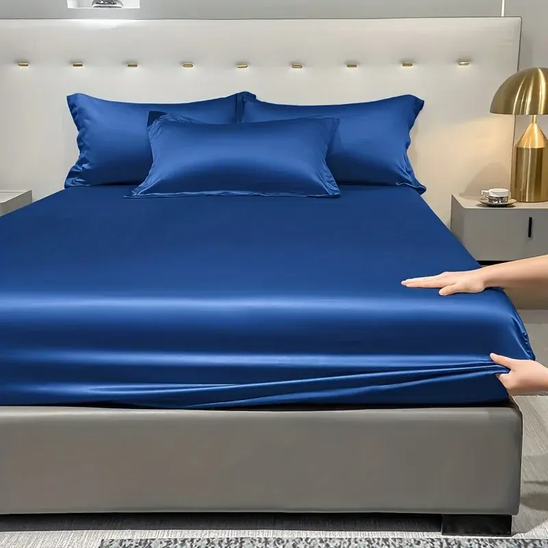 الصورة المصغرة: 1 Simple Modern Satin Solid Color Fitted Sheet, Solid Color Ice Silk Bedspread F