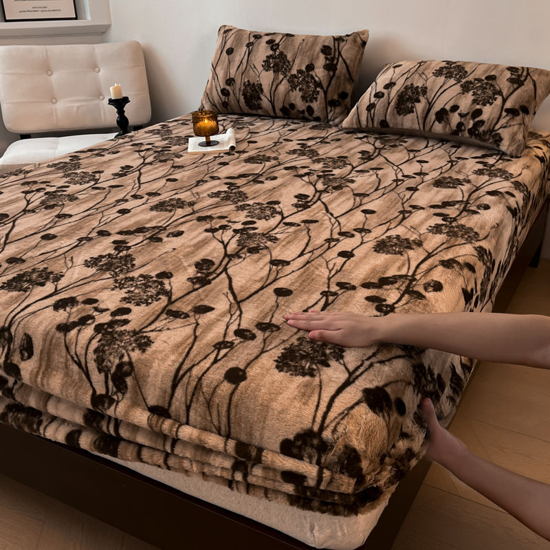 Thumbnail: Thicken Plush Bedsheet Warm Bed Cover Soft Fitted Sheet for Winter Mattress Prot
