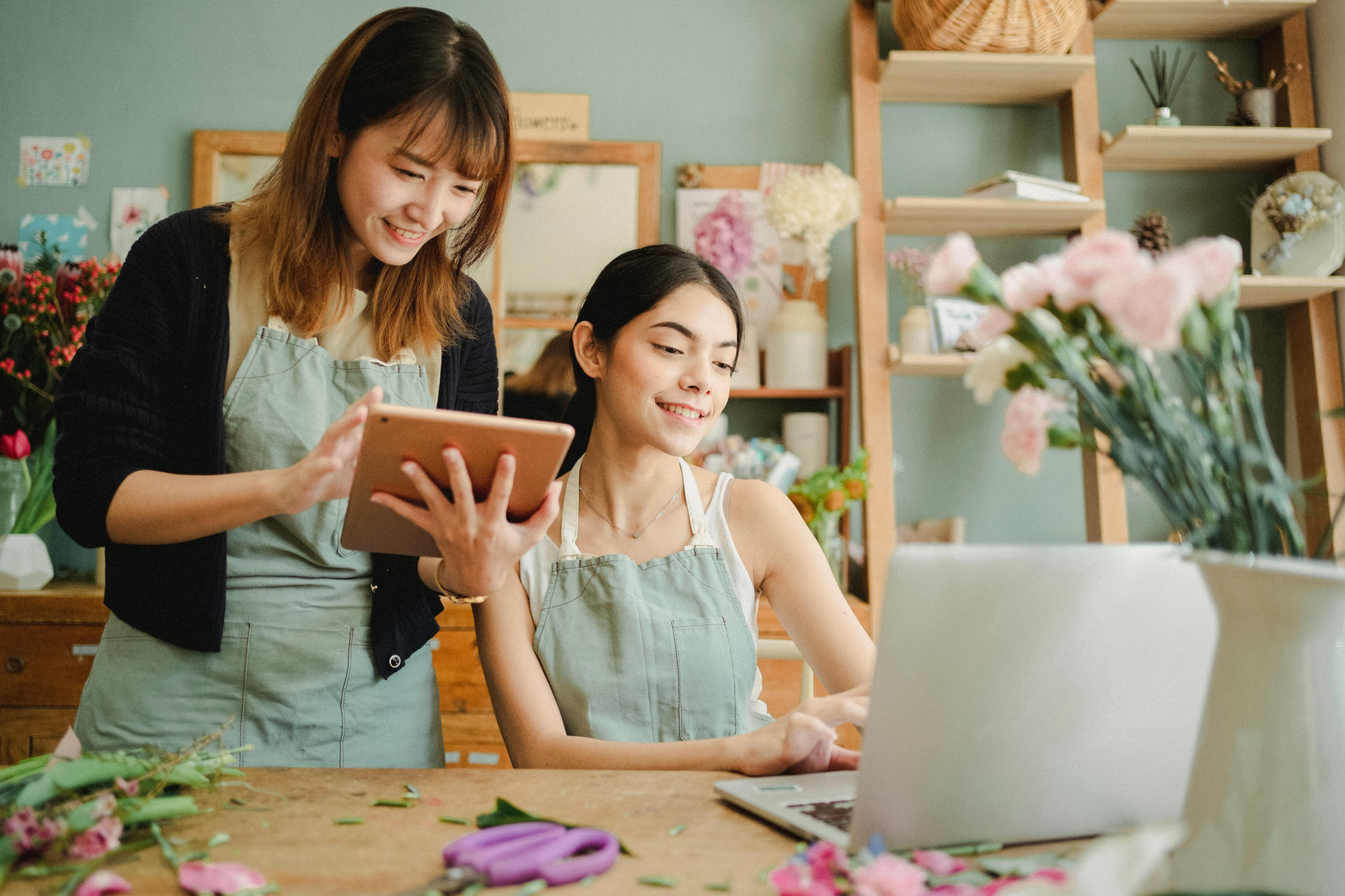 How Small Businesses Can Compete in the Digital Arena article image