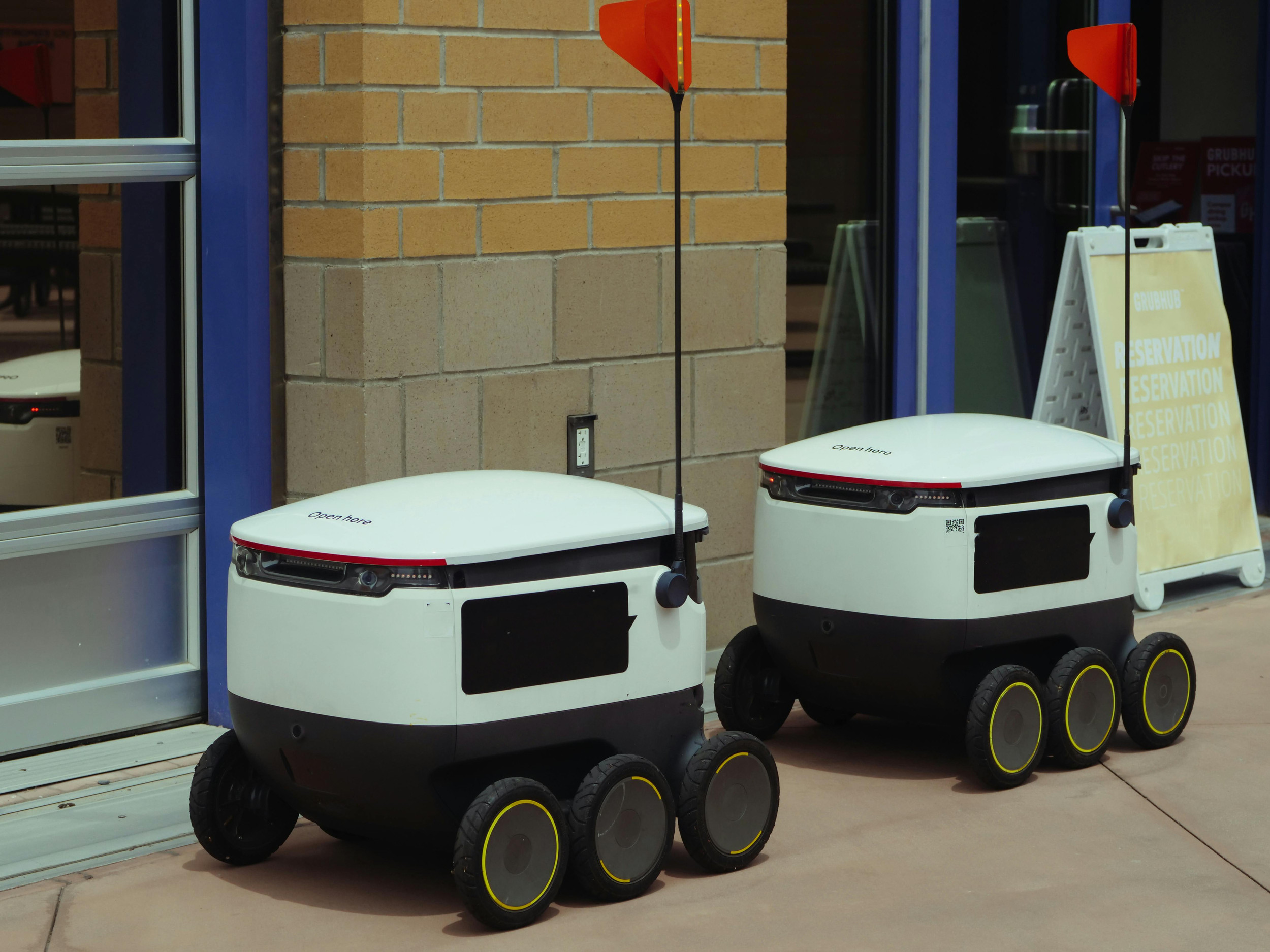 AI for Service Providers: Boosting Operational Efficiency and Reducing Costs article image