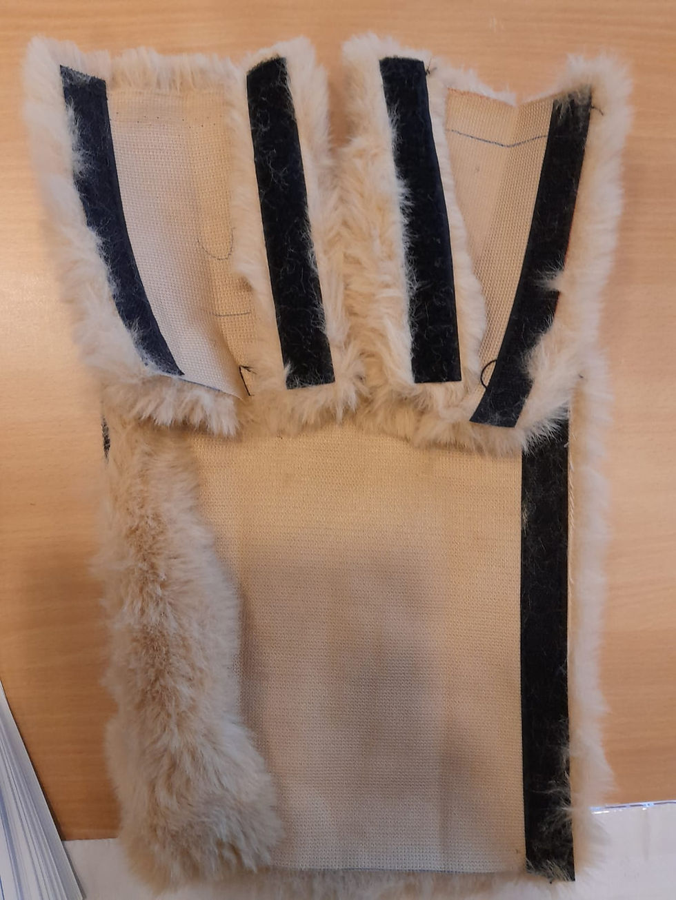 Thumbnail: V.I.P. soft harnesscover