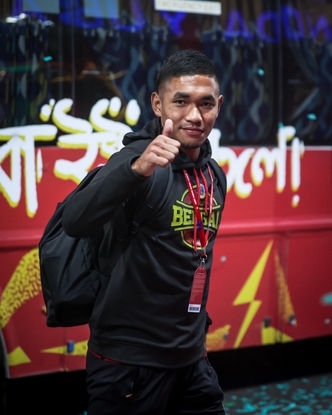 2 Team Arrival.jpg