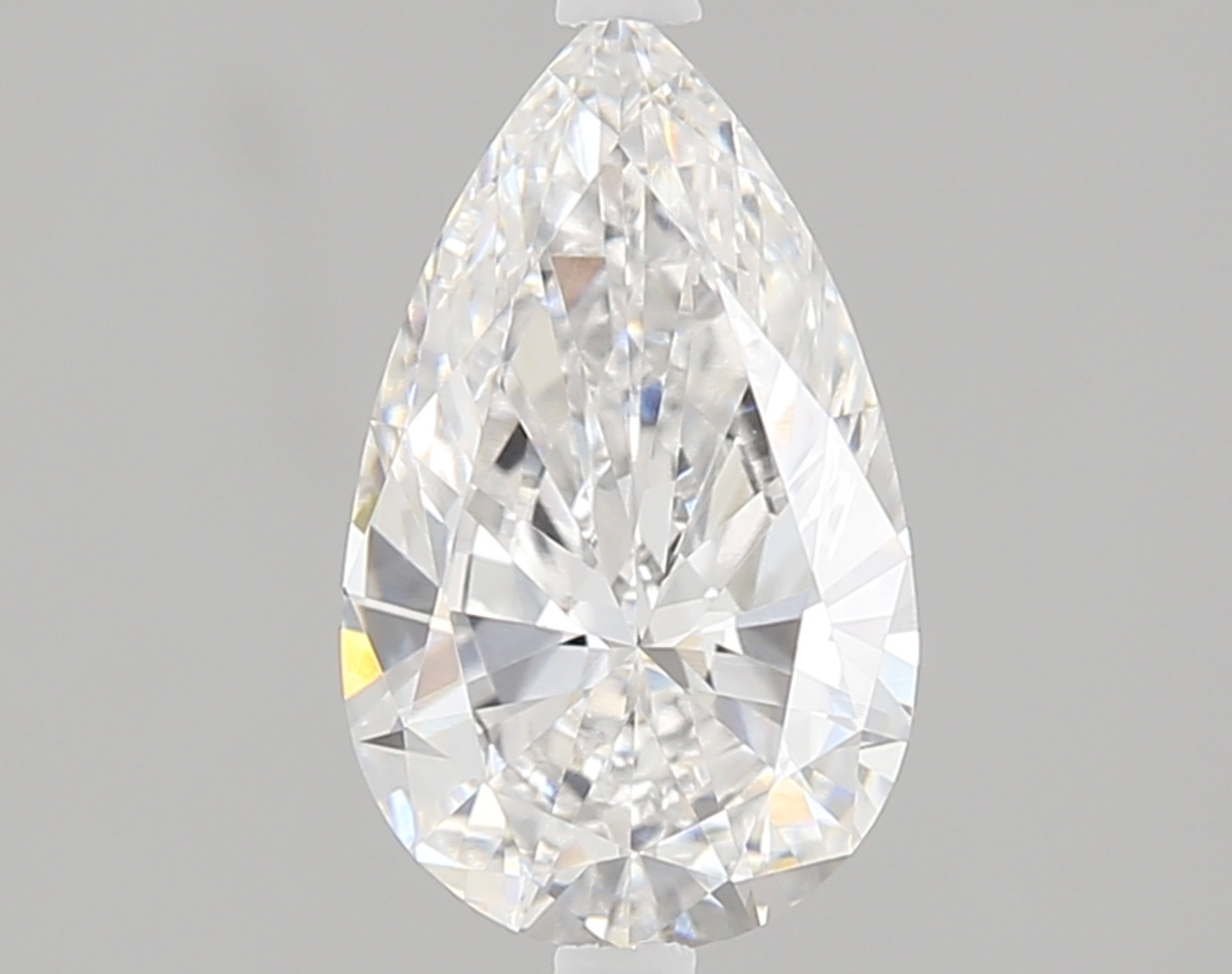 CORTE PERA, Diamante lab 0.59ct, E, VVS2