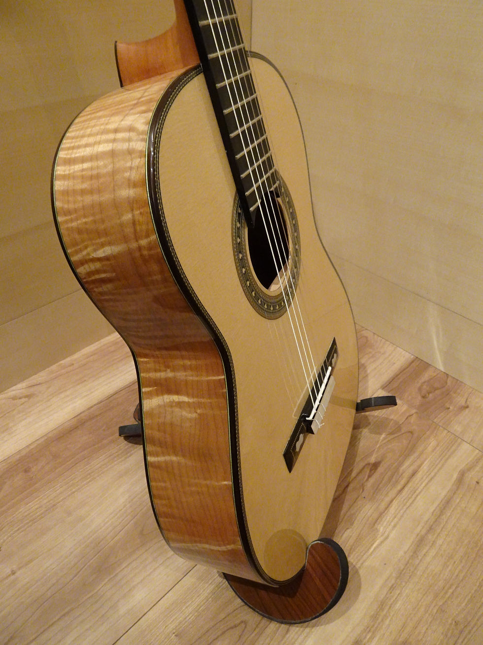 サムネイル： SOLD OUT(完売）◆Llors del alma /Torres Model/2020 ♯068（新品★★★★★・税込）
