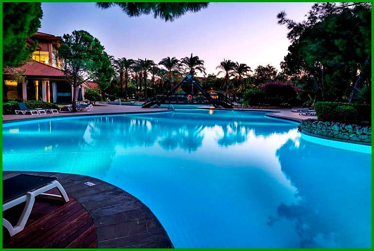 Maldives in Thailand is a project 1.For residential or business on a private island on an artificial island 10 meters high,