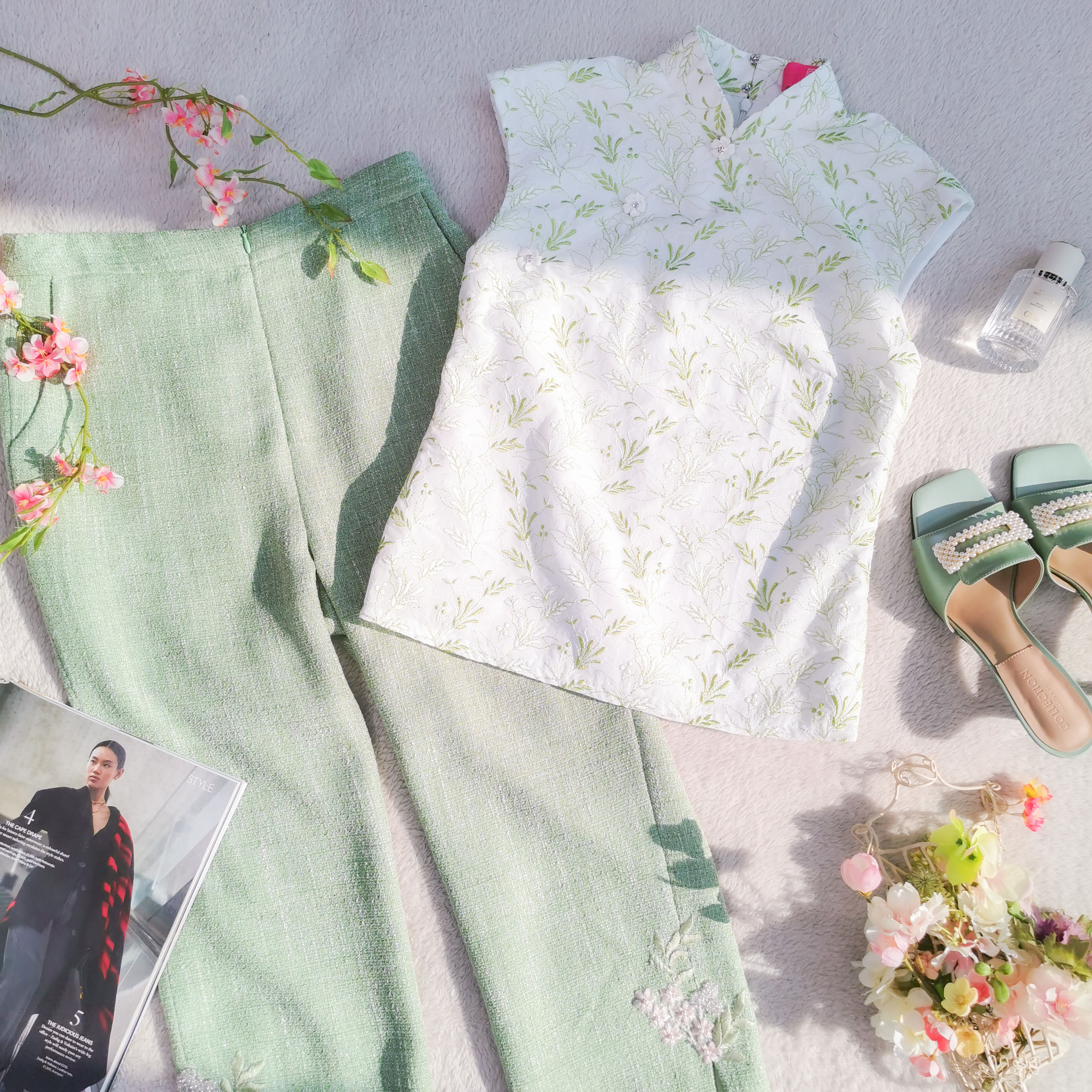 Tweed pants with embroidered details in green