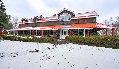 Sundance-Blantyre-Ski-Lodge-82_converted.jpg