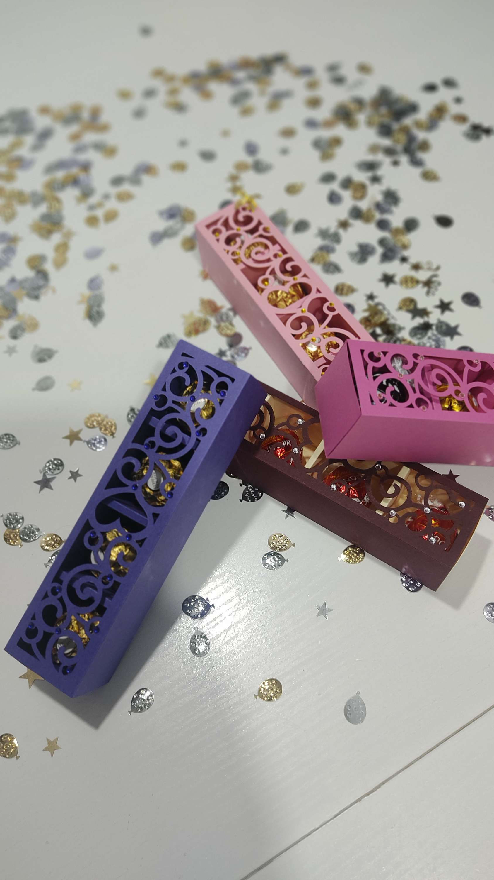 Valentine Days Birthday FERRERO ROCHER Chocolate gift SWEETS HOLDER