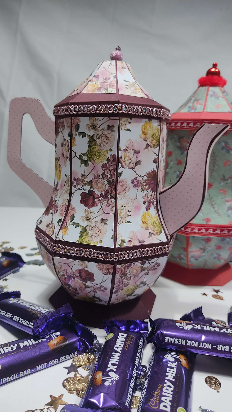 Thumbnail: Christmas ENGLISH TEAPOT  3D CHOCOLATE HOLDER  