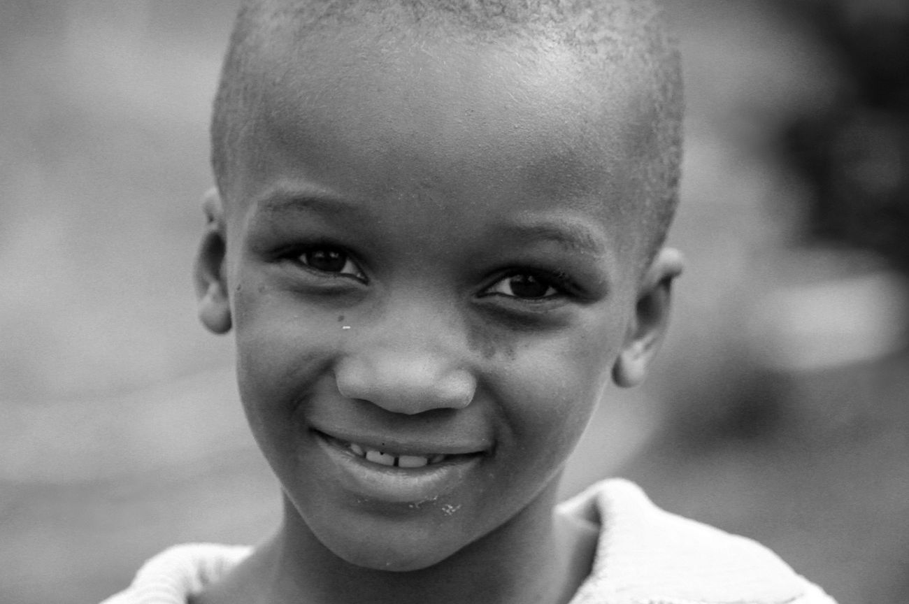 Sorriso da criança Ruanda