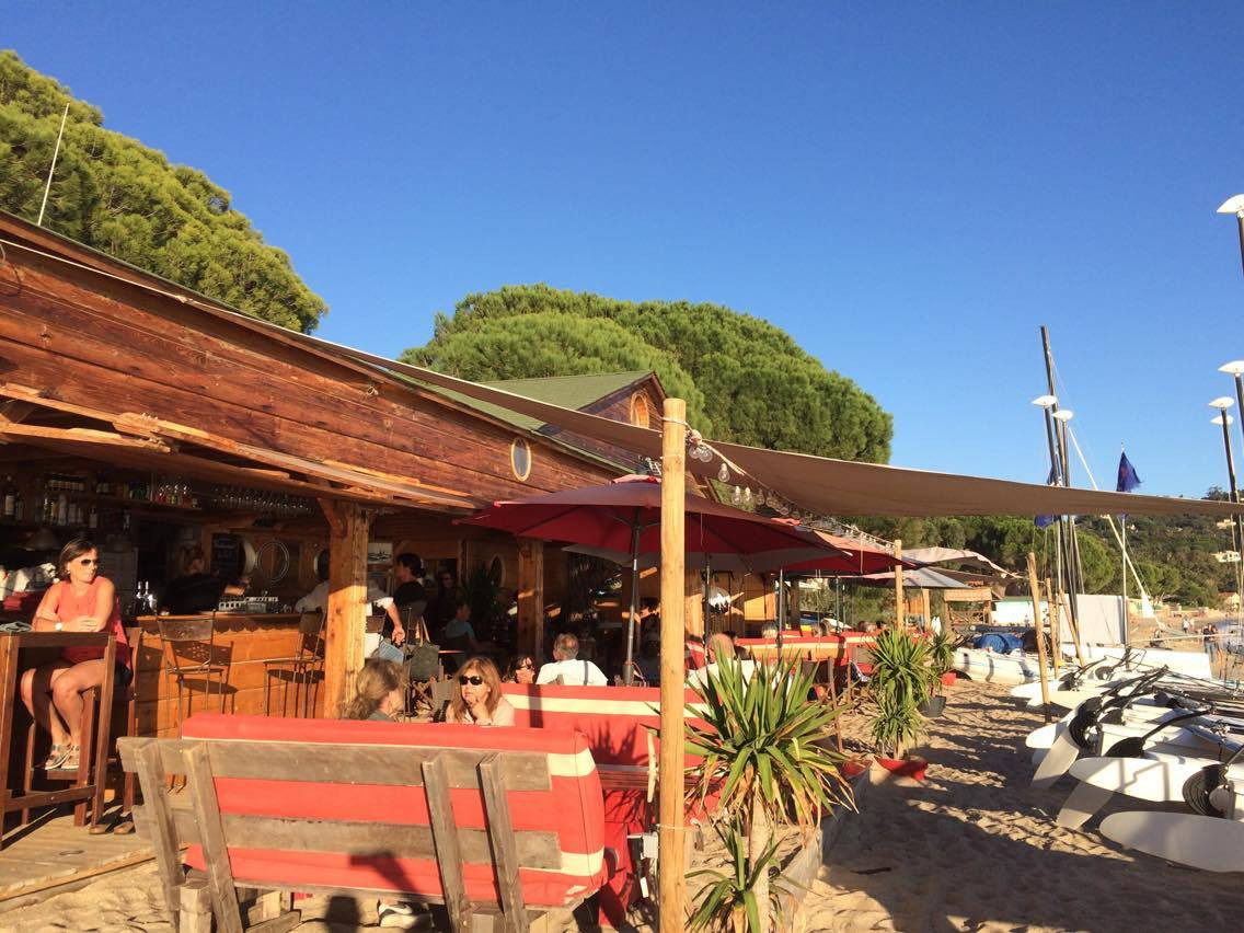 Sunset apéro à La Voile de Cavalière