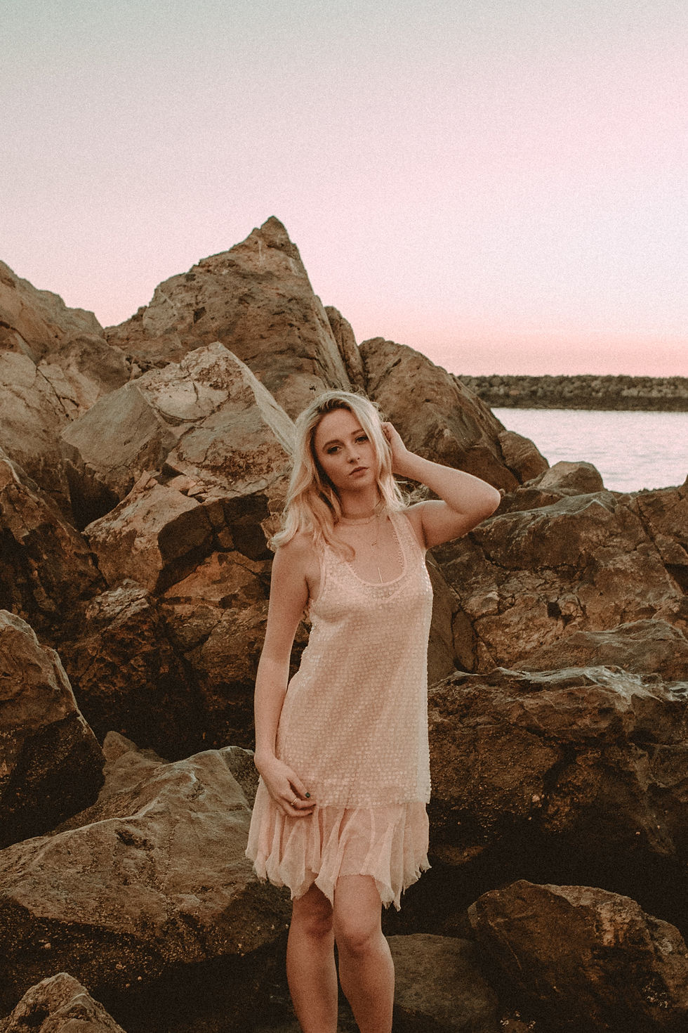 ACC-Sophie&Taylor-1802067