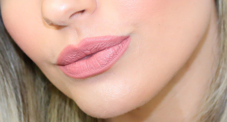 Como encontrar o lápis de lábios perfeito