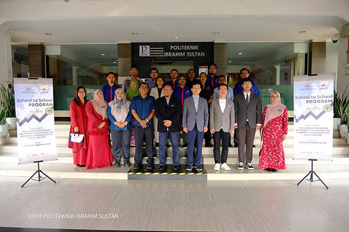 SCHOOL TO SCHOOL PROGRAMME: (MALAYSIA - KOREA TVET COOPERATION INTERNATIONAL PROGRAM)