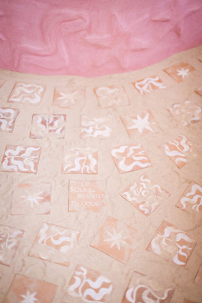 sol poétique carreaux peint à la main