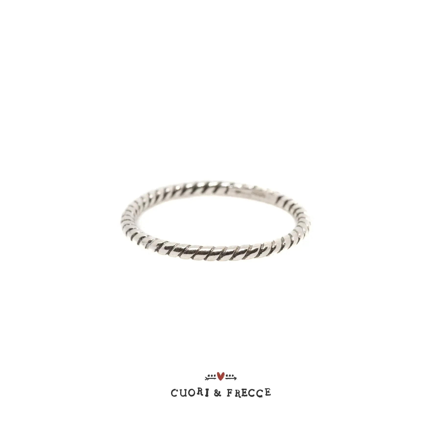 CUORI E FRECCE Anello a treccia sottile