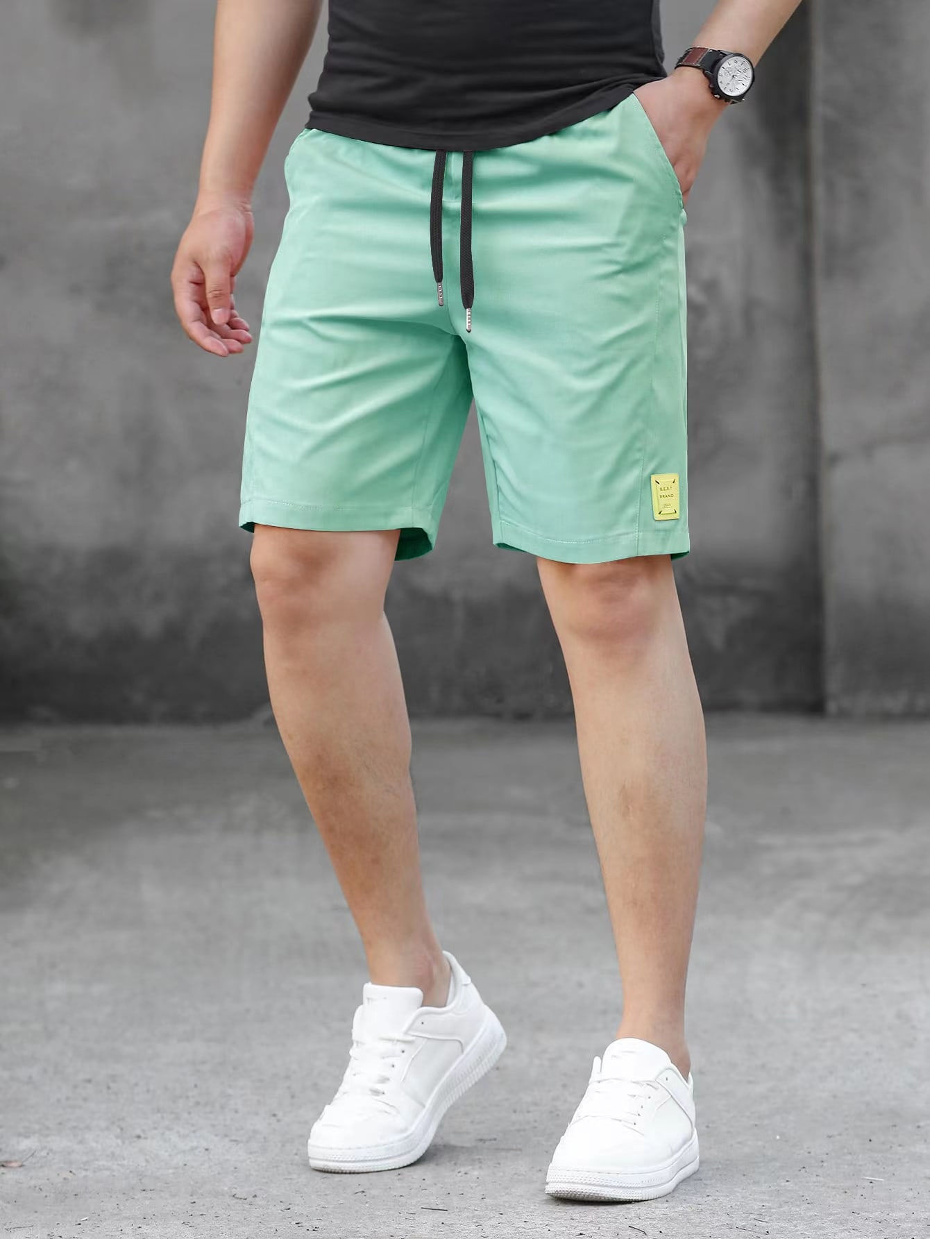 Manfinity Loose Fit Men's Letter Patched Drawstring Waist Shorts