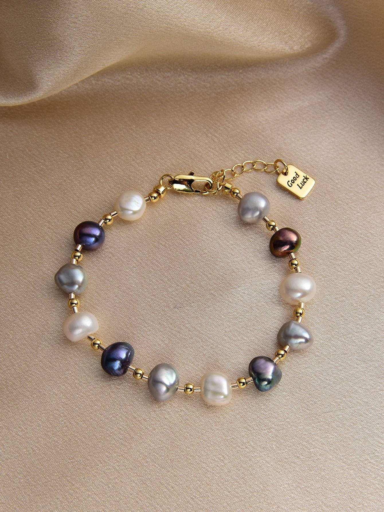 Cultured Pearl Decor Bracelet