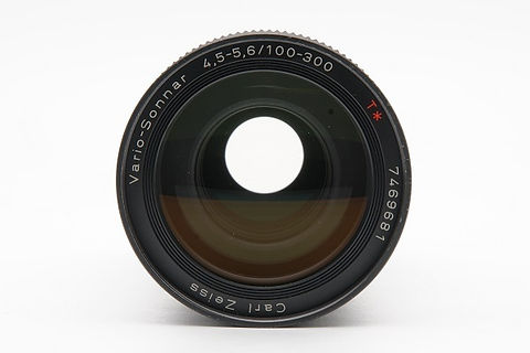 Contax Vario-Sonnar 100-300mm F4.5-5.6 CY Mount (used Contax Vario-Sonnar 100-300mm F4.5-5.6 CY Mount (used