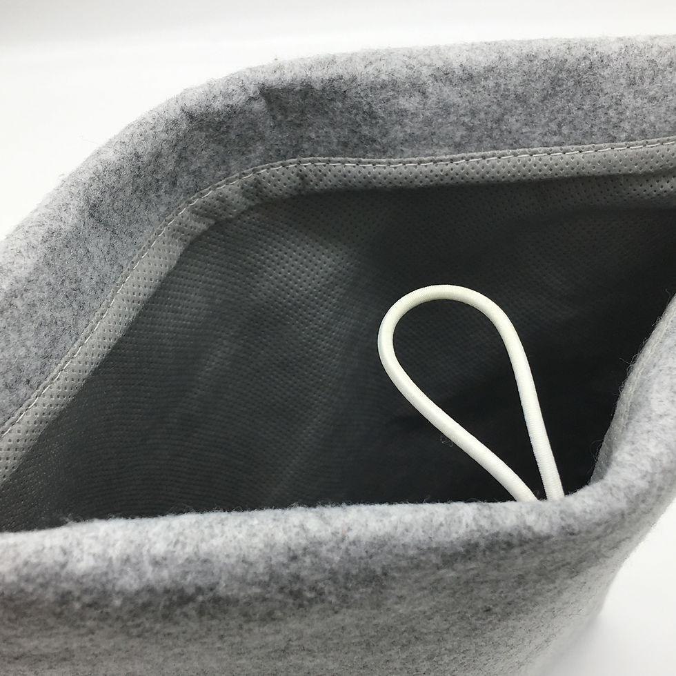 縮圖：11'' Pouch with metallic knob elastic tie for iPad / Tablet 11吋iPad/平板電腦金屬鈕扣保護套