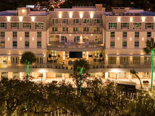Hilton Garden Inn Ocala Downtown exterior in historic district