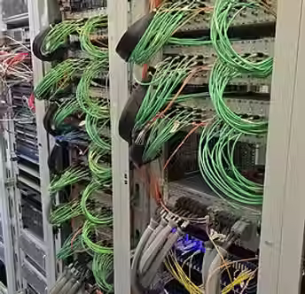 cablaggio strutturato rame-fibra.avif