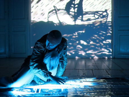 ΔΙΑΓΩΝΙΣΜΟΣ-Στη Σκιά του Λούσια