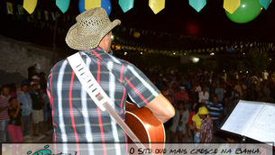 João Dourado:Fotos do Arraiá da Rua do Angico.