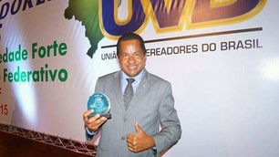 Vereador Flávio Eres (PCdoB) de João Dourado recebe pela terceira vez consecutiva 2015/2016/2017