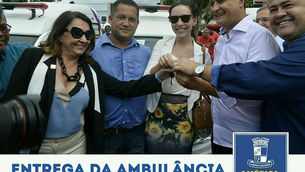 Cidade: Ambulância é entregue para América Dourada.