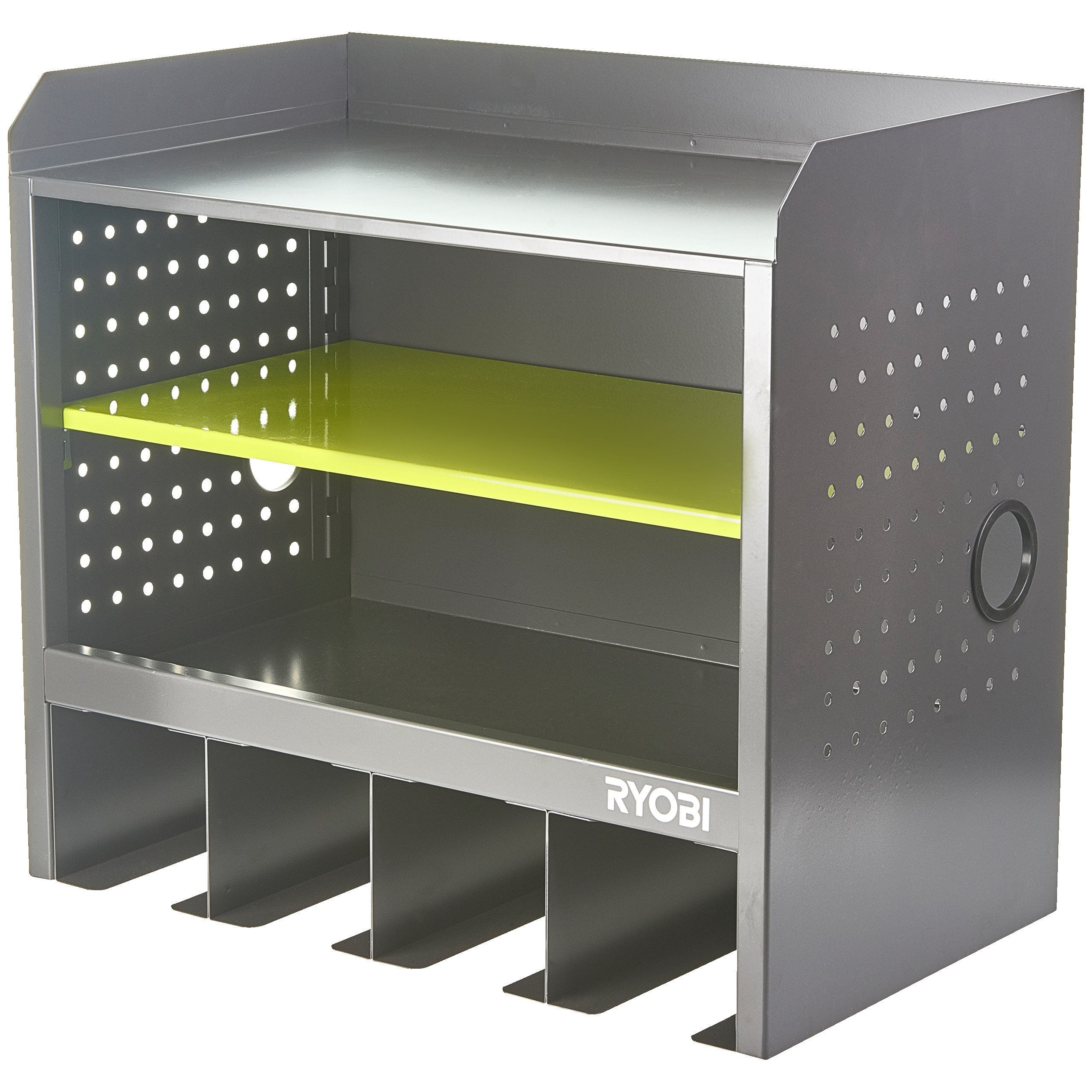 Dulap montat pe peretele garajului - raft deschis