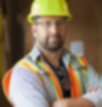 Rakennusalan yrittäjä saa enemmän rahaa Quulion avulla