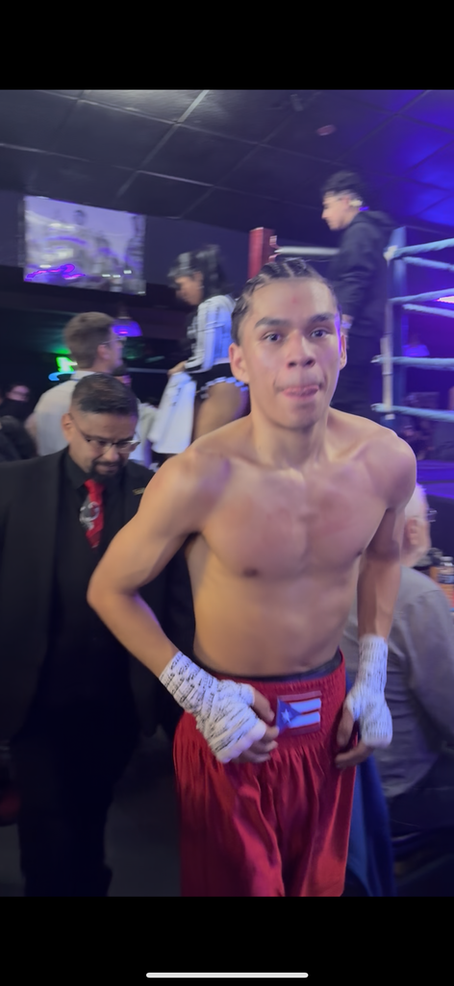 Moreu Jr. has easy night with Cahill
