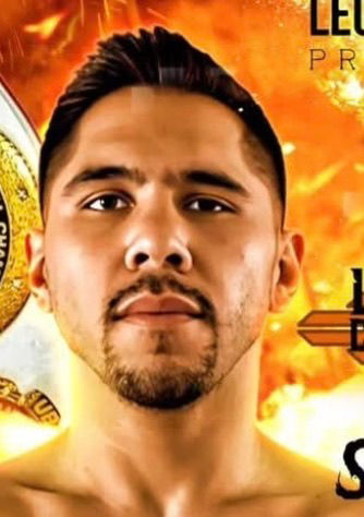 Torres has easy time , Chavez wins