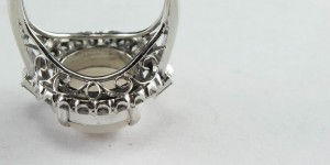 vintage-opal-white-gold-ring