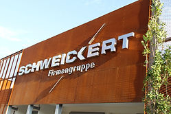 Fassadenkulisse Schweikert Gruppe