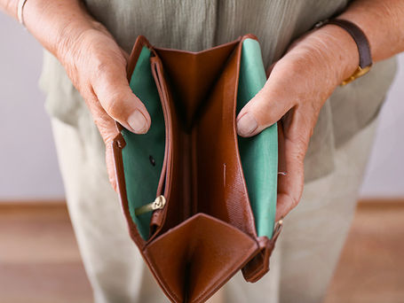 How Catholics Can Pray Financial Help