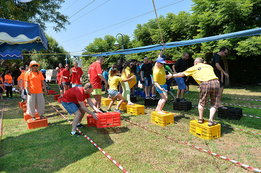 פעילות גיבוש
פעילות גיבוש לצוות
פעילות גיבוש לעובדים
פעילות גיבוש לחברה
יום גיבוש
יום גיבוש לעובדים
יום גיבוש לחברה
פעילות גיבוש למחלקה
פעילות גיבוש ספורטיבית
פעילות גיבוש תחרותית