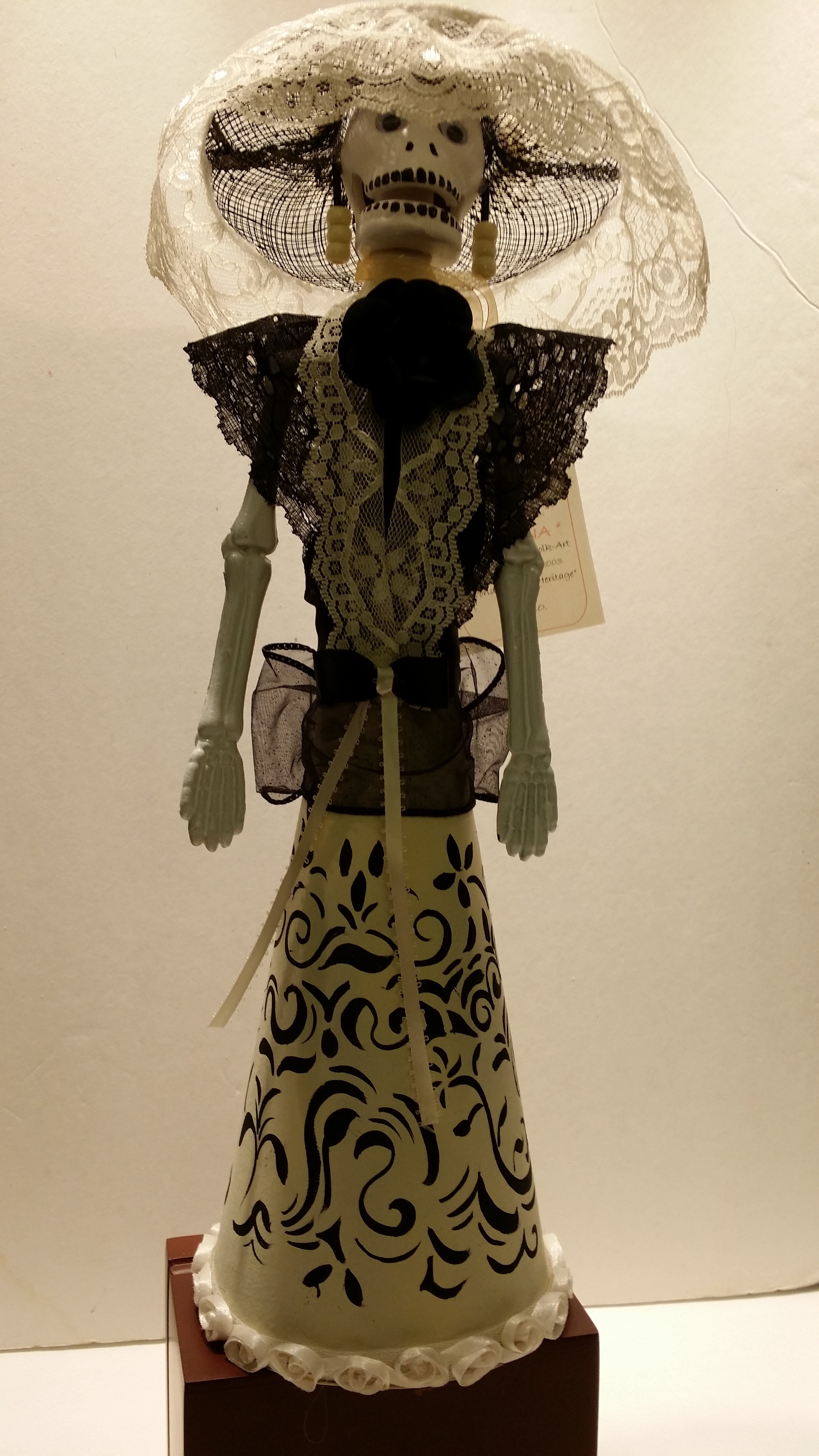 "ANTONIET" 004