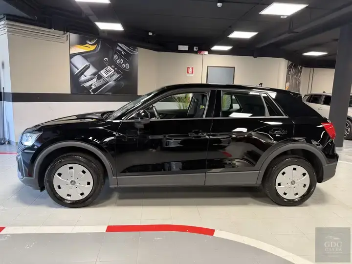 Miniatura: AUDI Q2 30 1.0 TFSI 110 CV