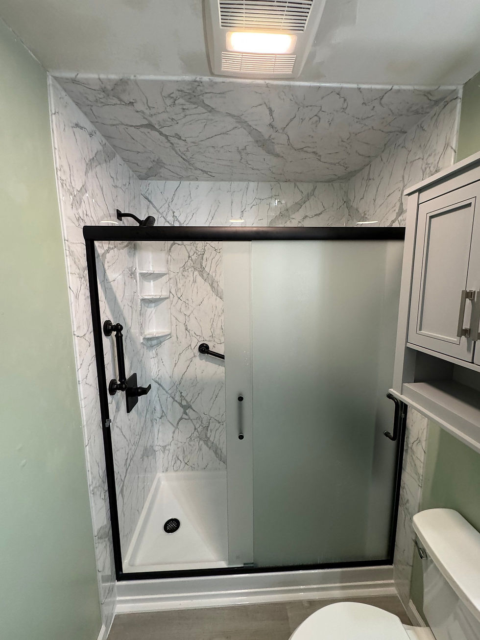 Small Bathroom? Big Impact: Remodeling Ideas That Maximize Space