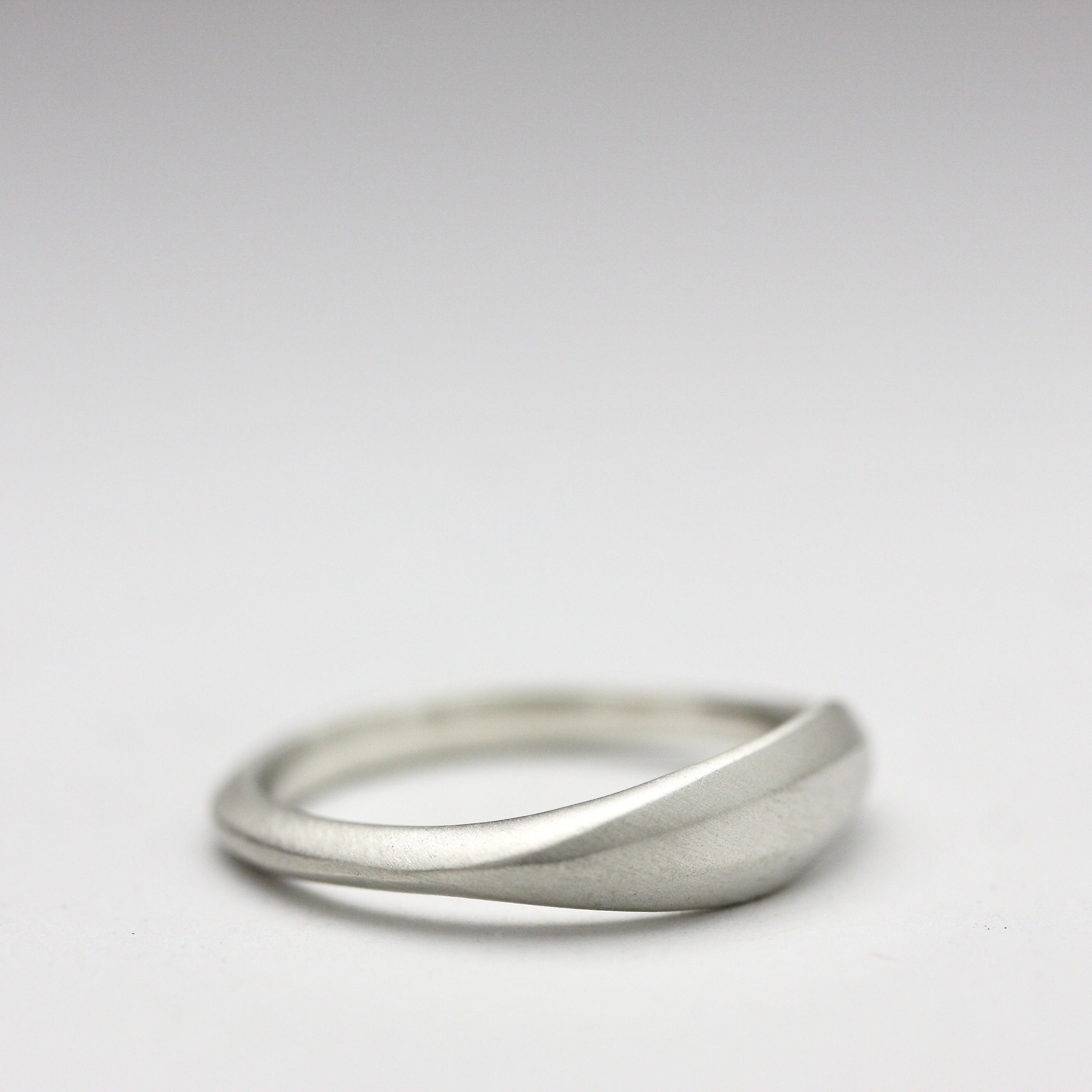 Fluid Ring Silver