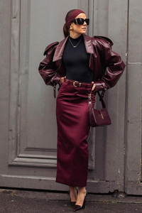 Cherry Red - Find out the 2025 fashion trends!