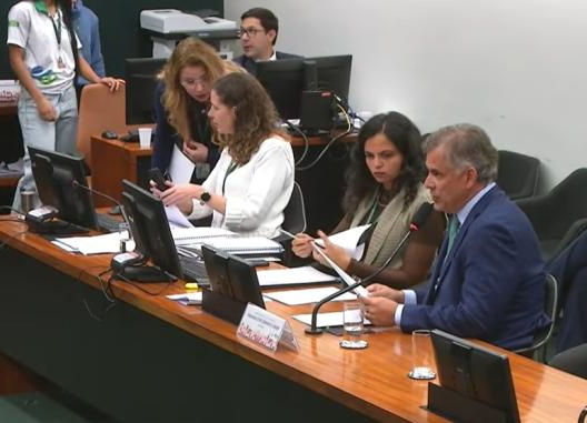 CCJ da Câmara Federal aprova PEC que reduz maioridade penal de 18 para 16 anos